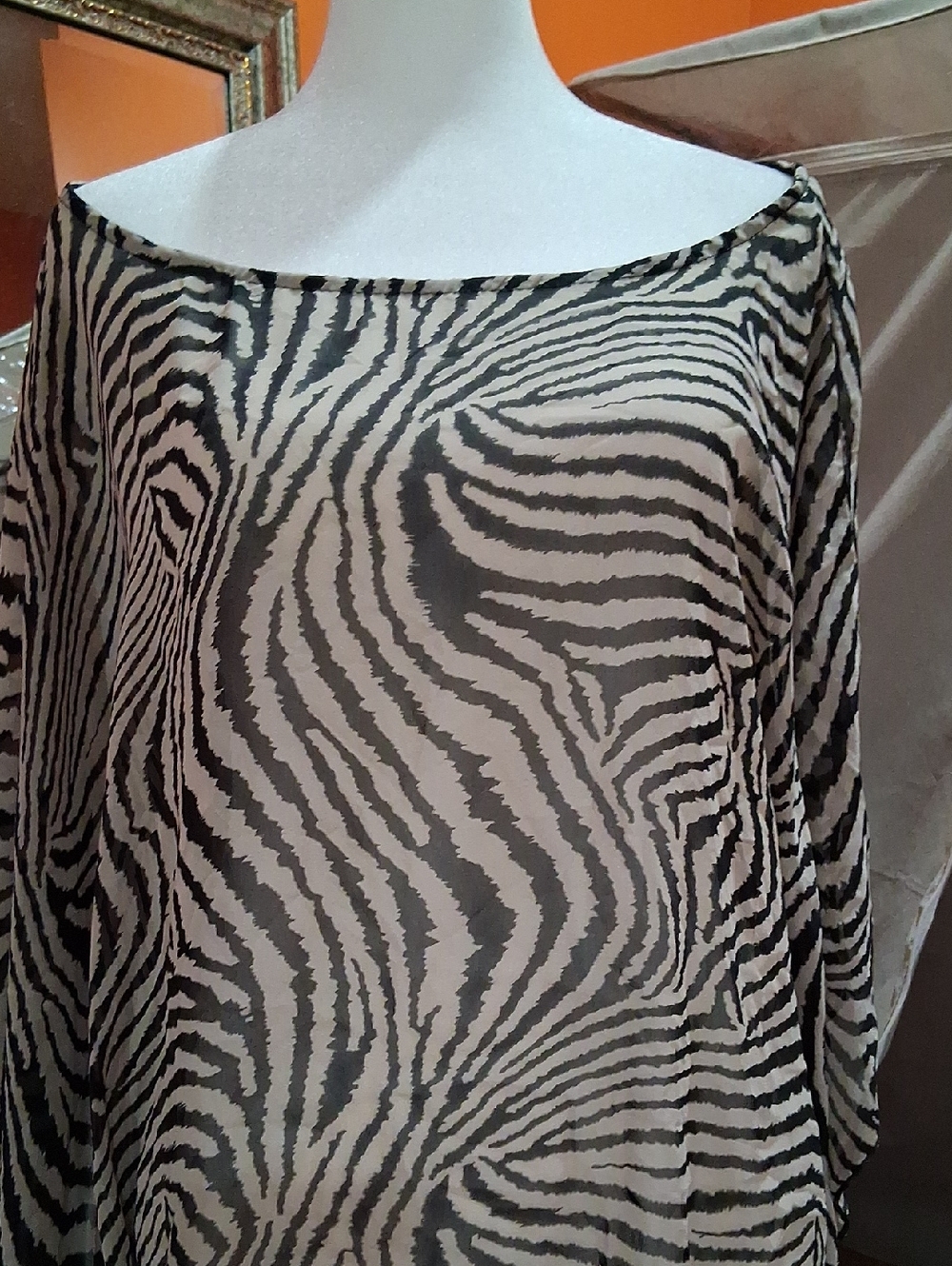 2B Bebe Zebra-Print Boatneck Tunic in Black and Cream